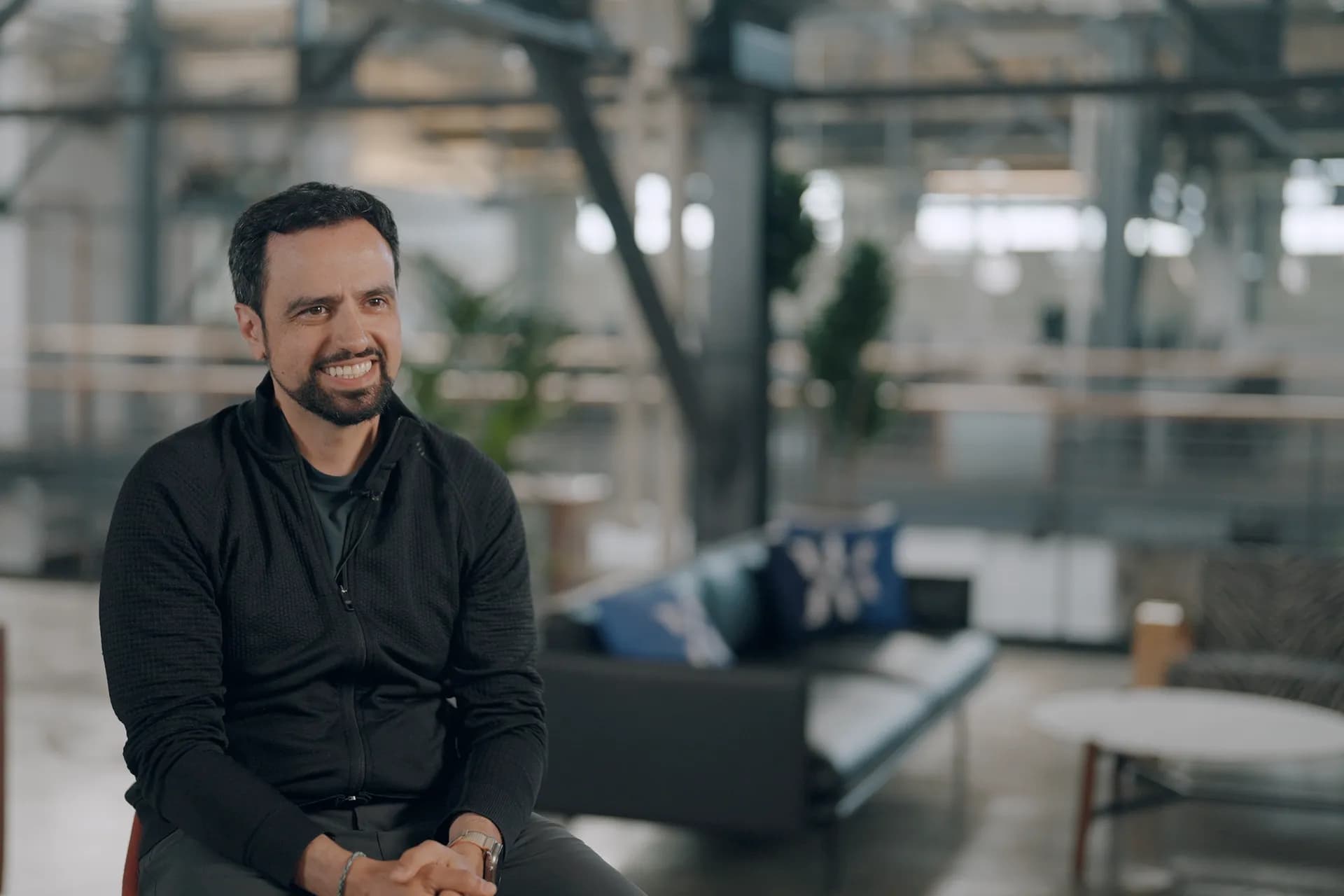 Building the Most Loved Analytics Tool ($1.05B, $100M ARR, 60+ NPS)