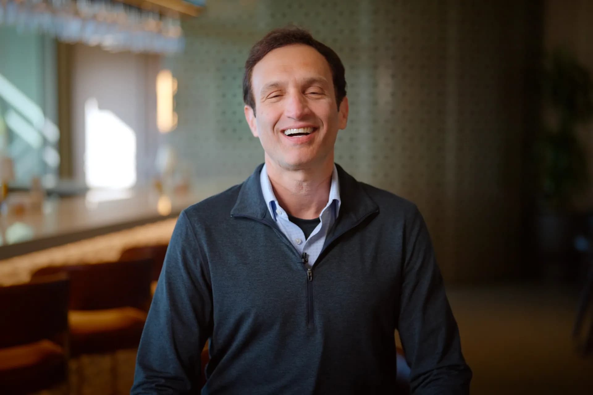 25,000 Thank-You Notes: Why Ron Gutman Chose Lives Over Valuations