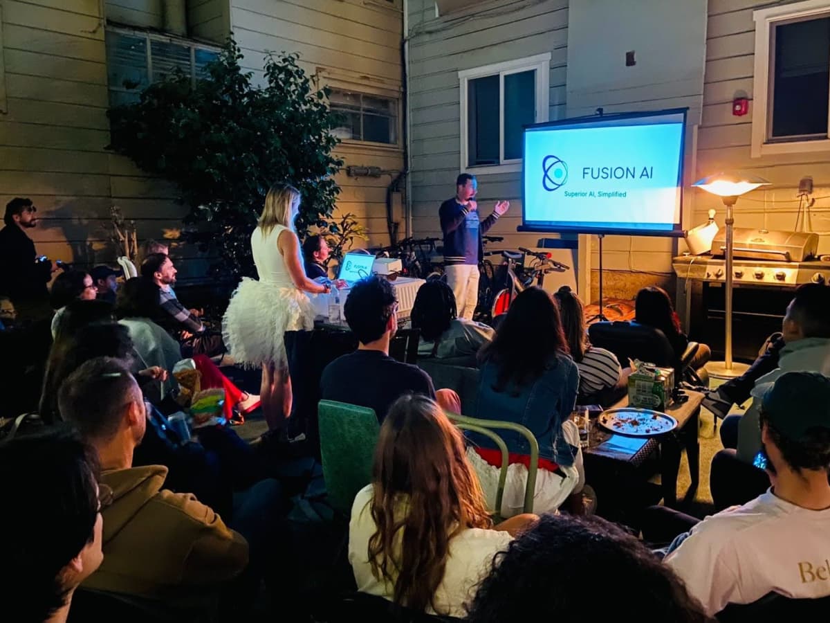 Accelr8's Pitch Night, Courtesy Accelr8