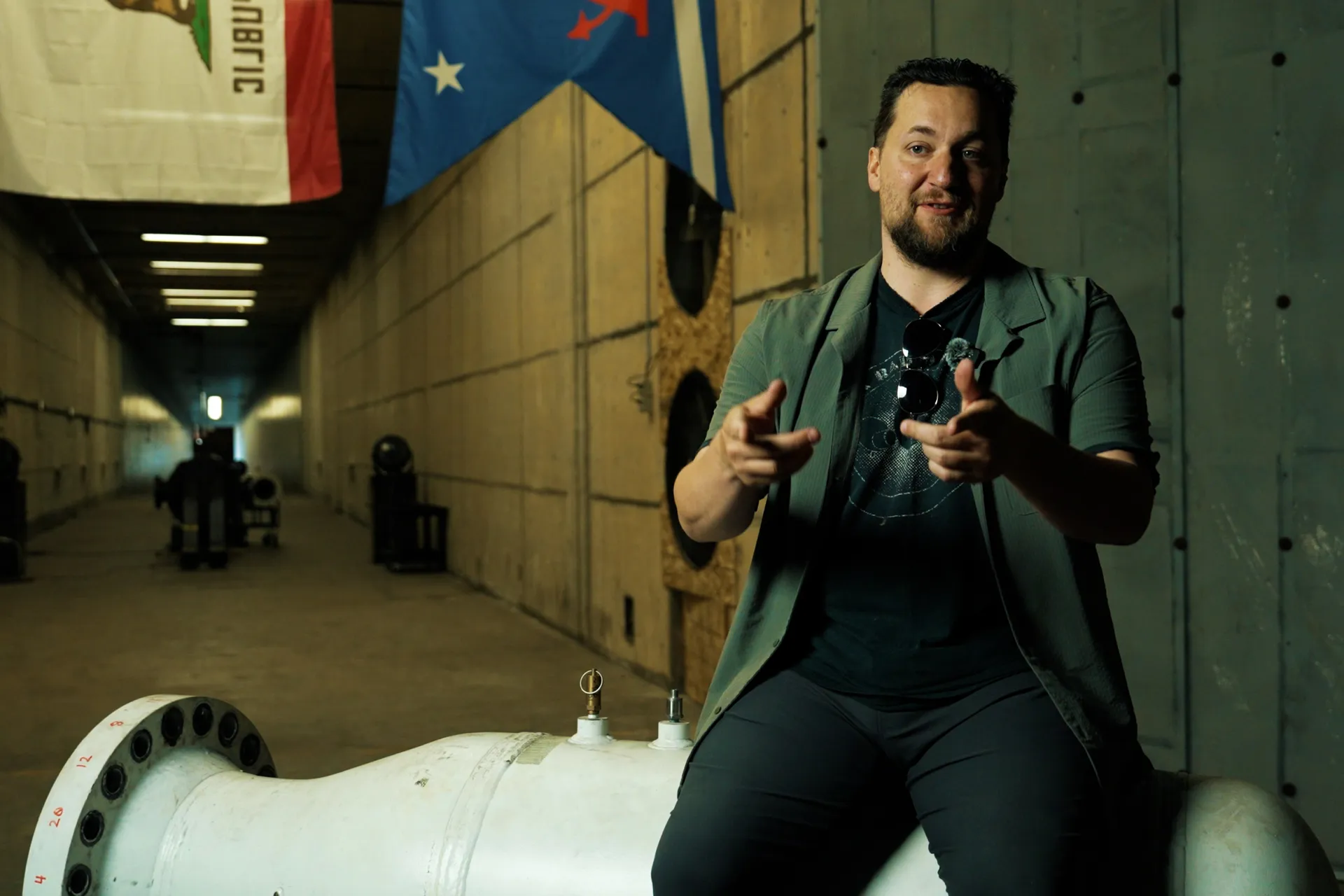 Longshot: Why Getting to Space Might Need a Gun, Not a Rocket.